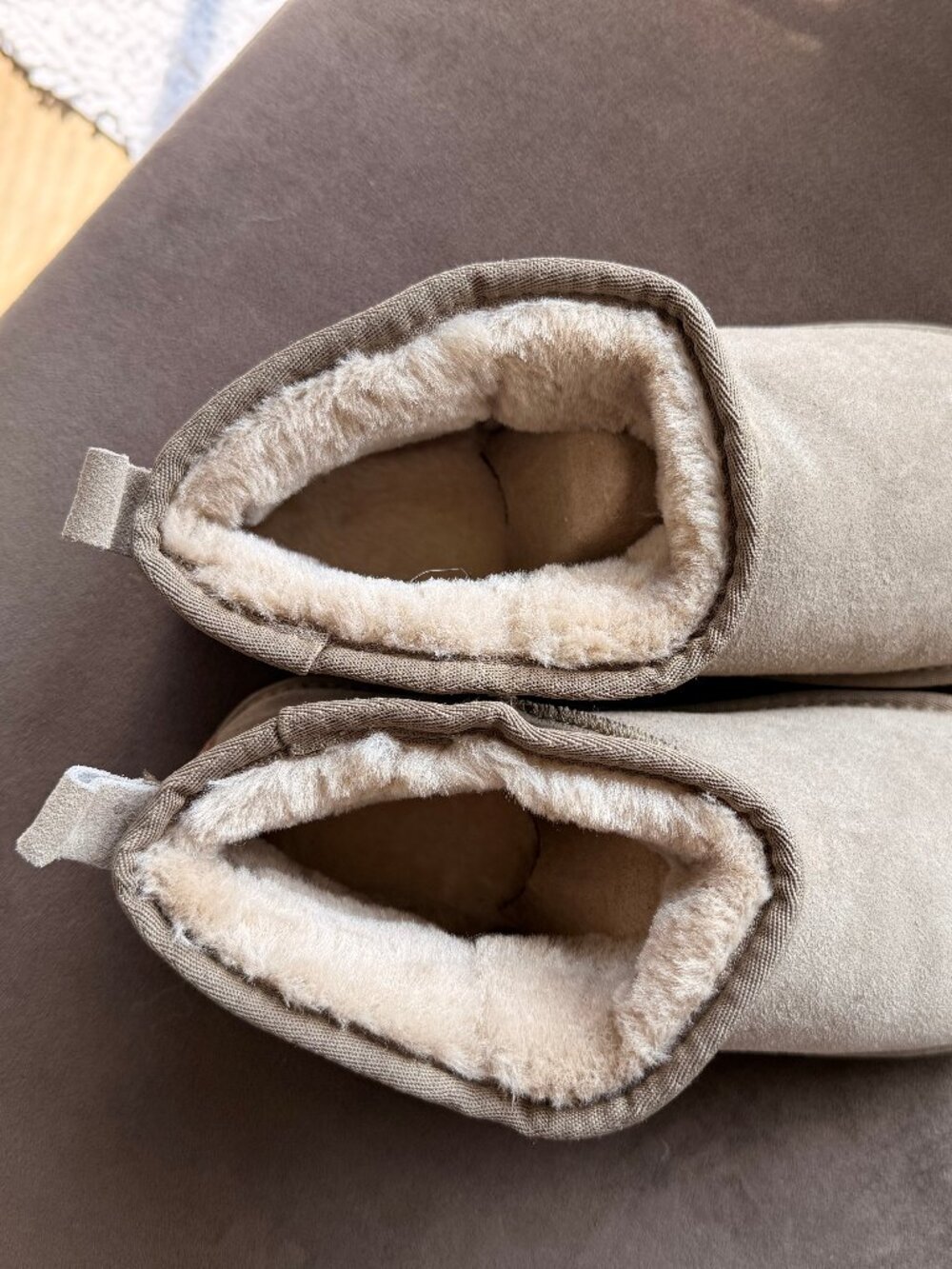 Classic Ultra Mini – Sand – Size 42 – Brand New, Never Worn